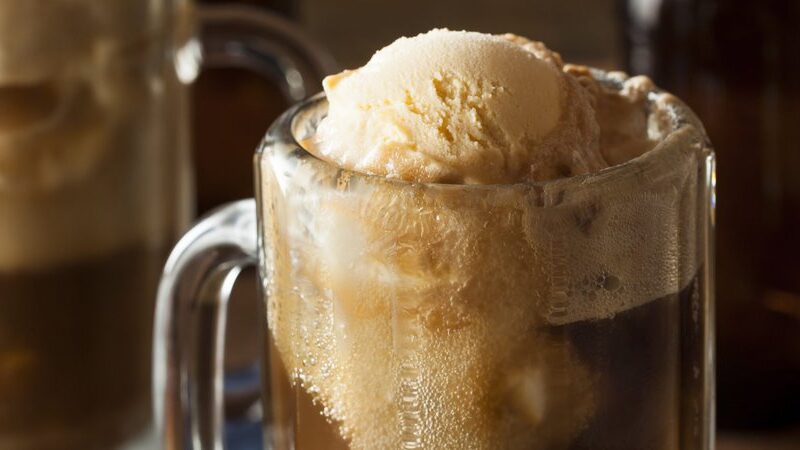 root-beer-float-day-scaled